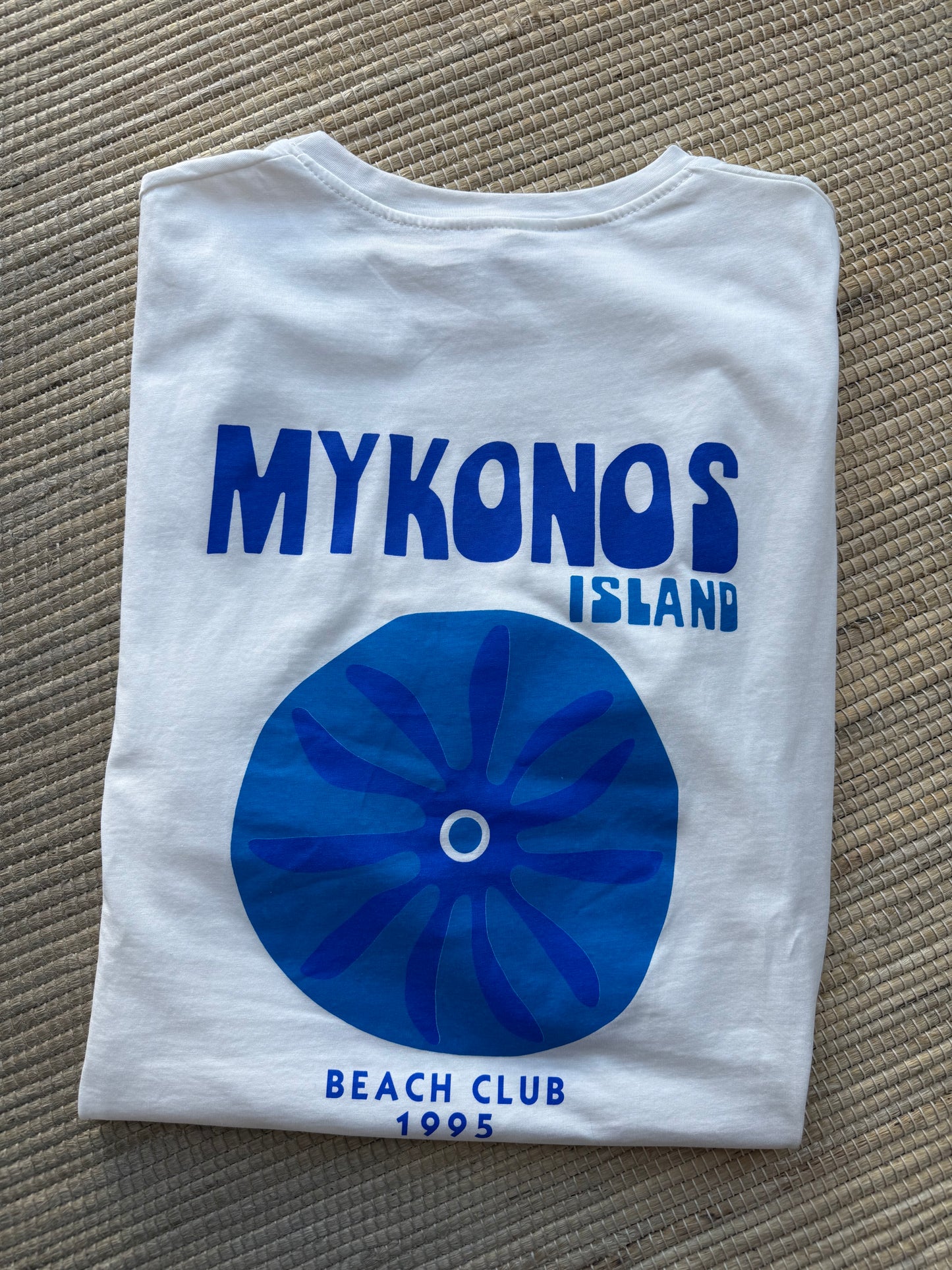 Tshirt . MIKONOS