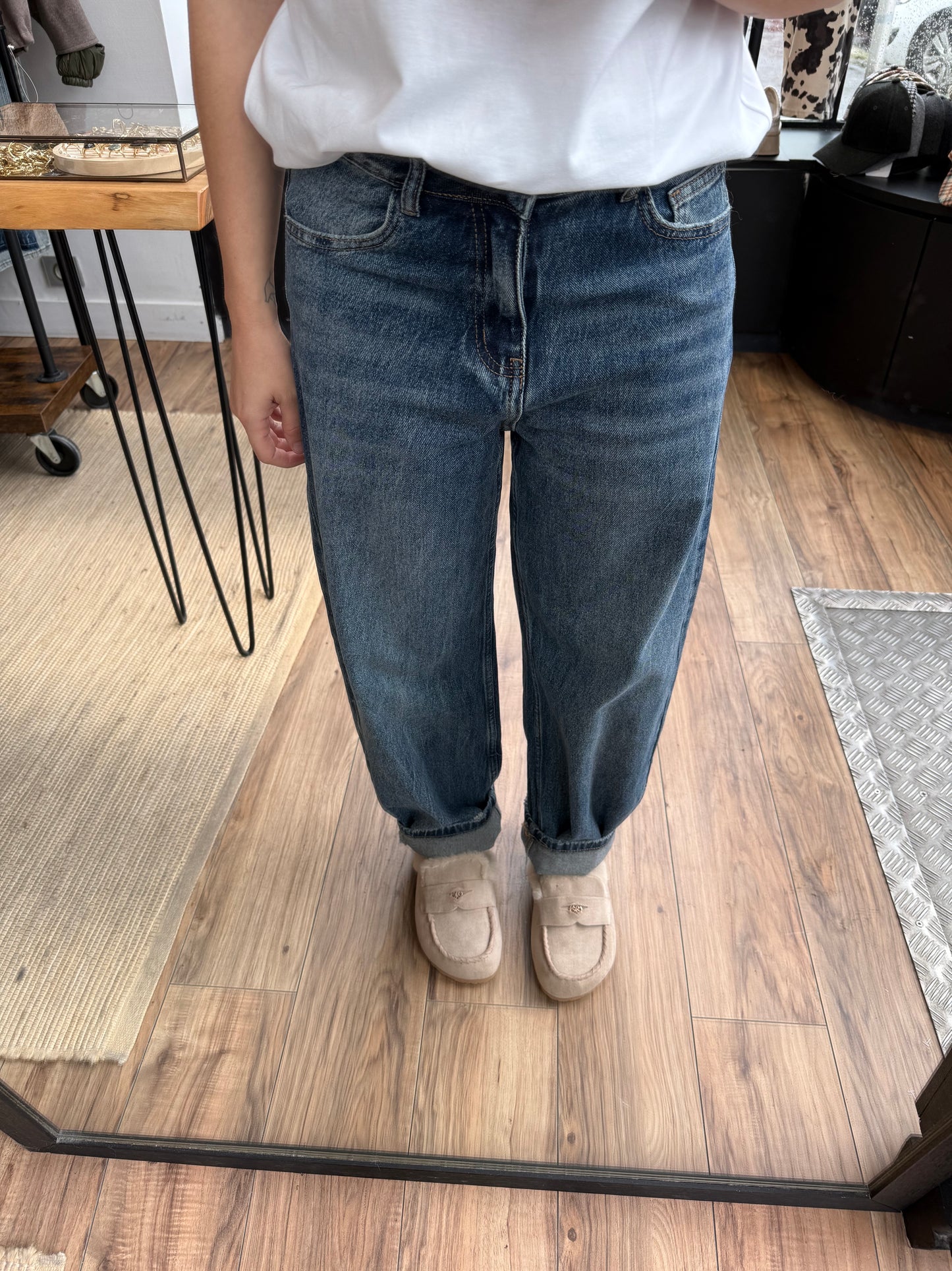 Denim. LÉO
