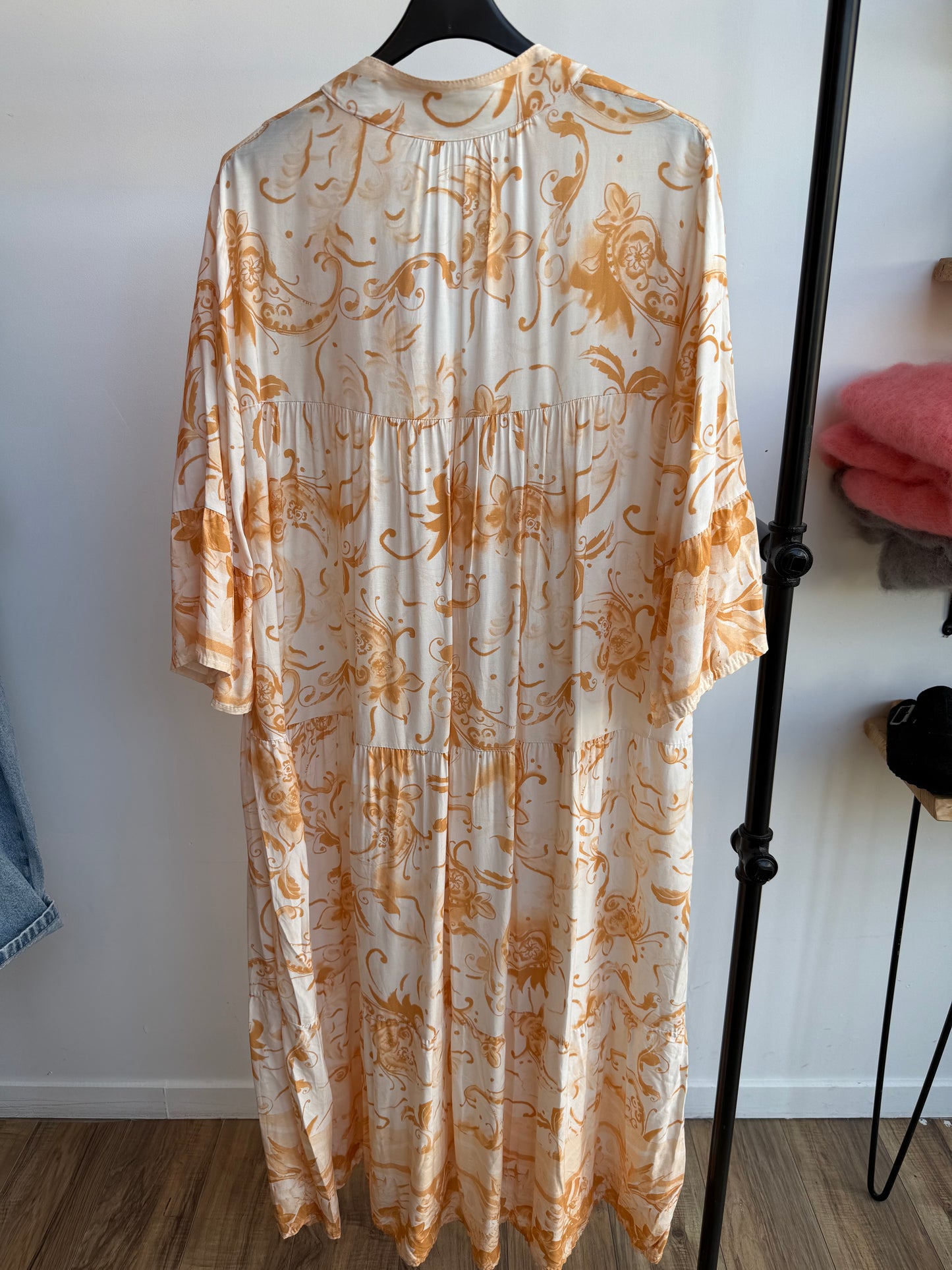 Robe . FLORA