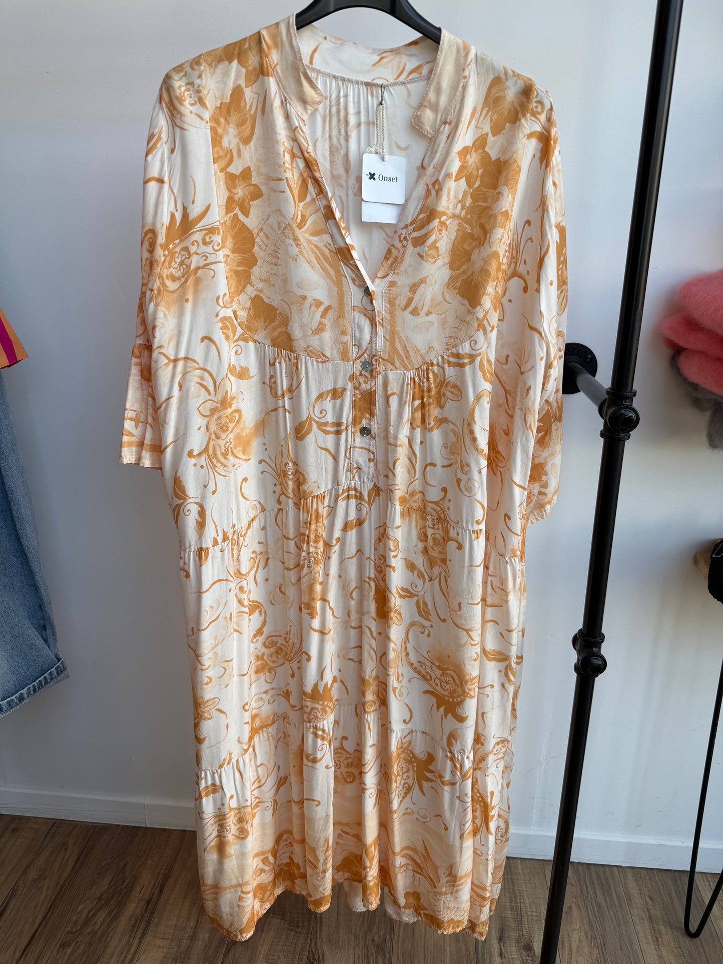 Robe . FLORA