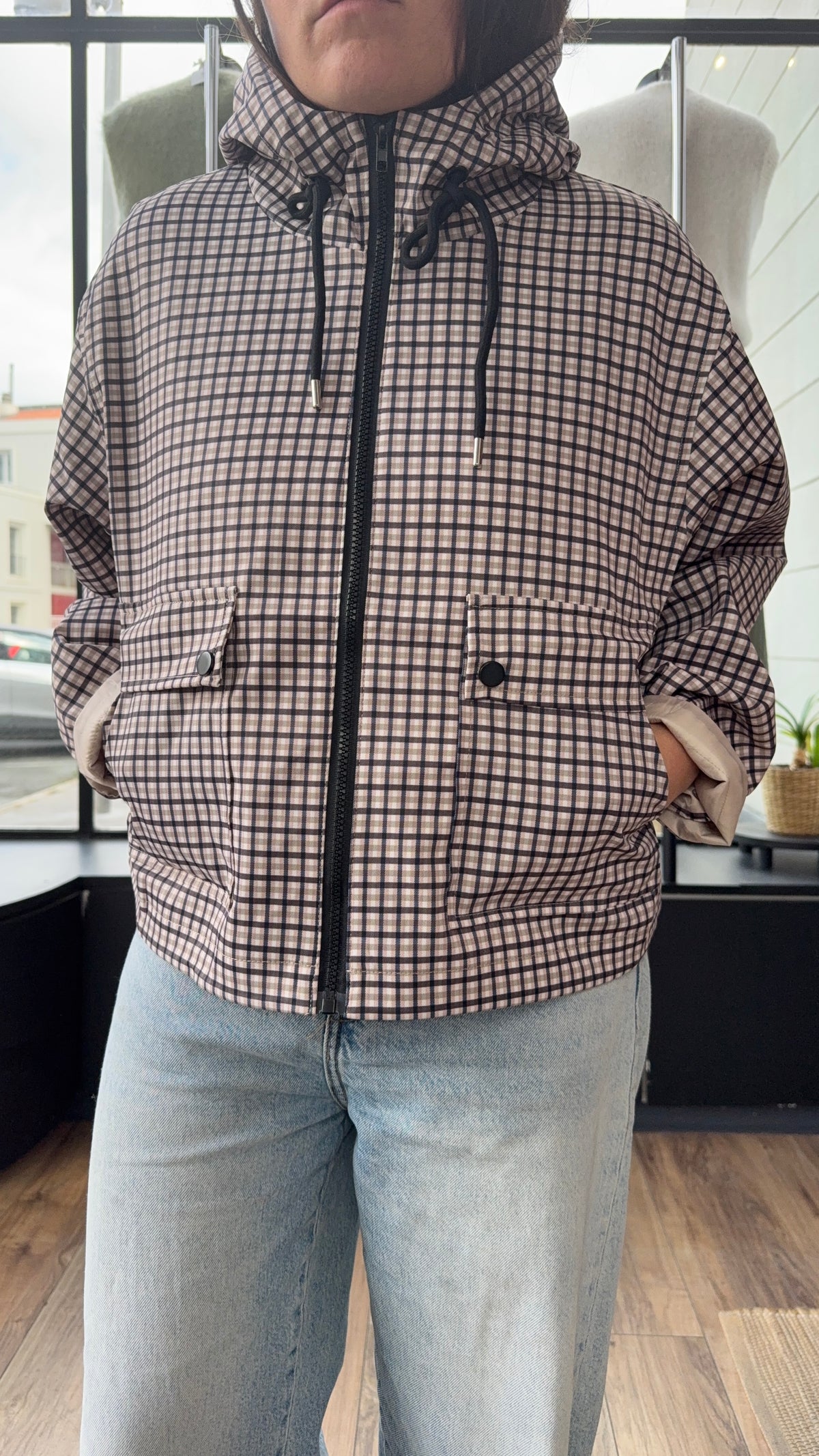 Jacket. LANA