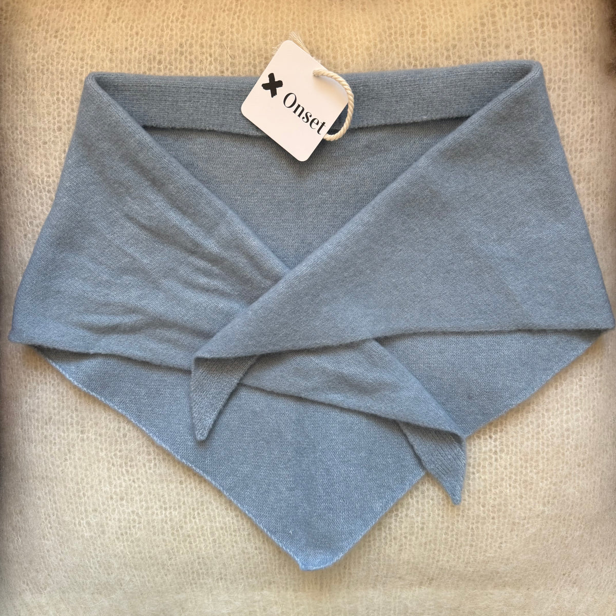 Petit. Triangle
