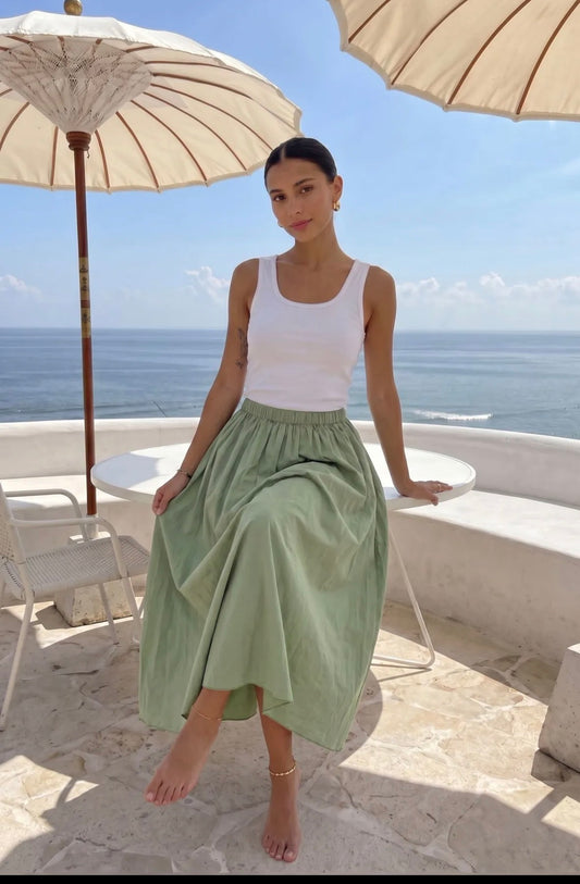 Skirt. MAX