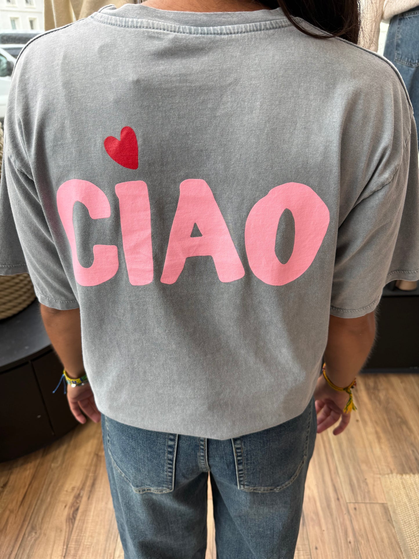 T-shirt. CIAO