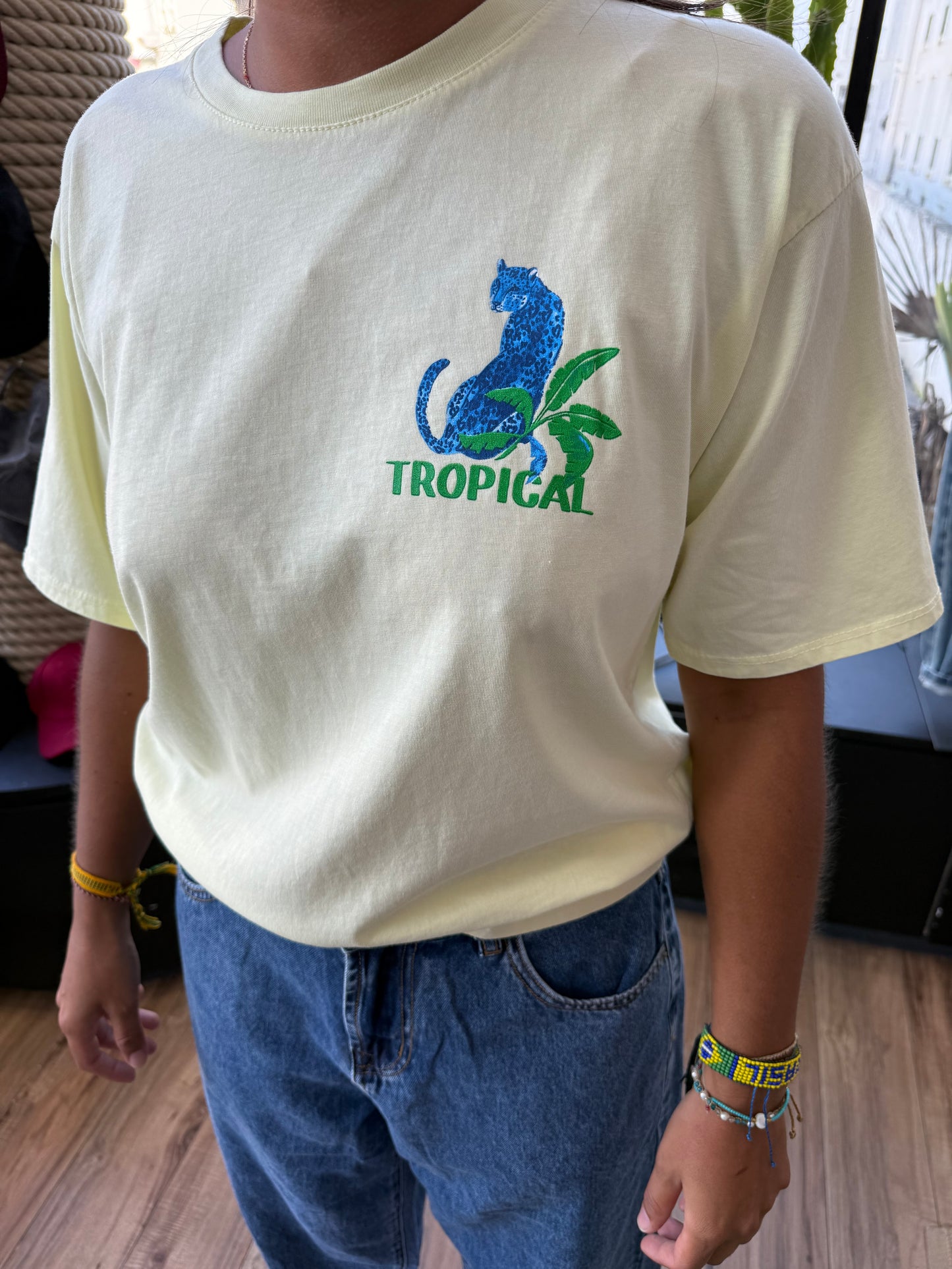 T-shirt. RIO
