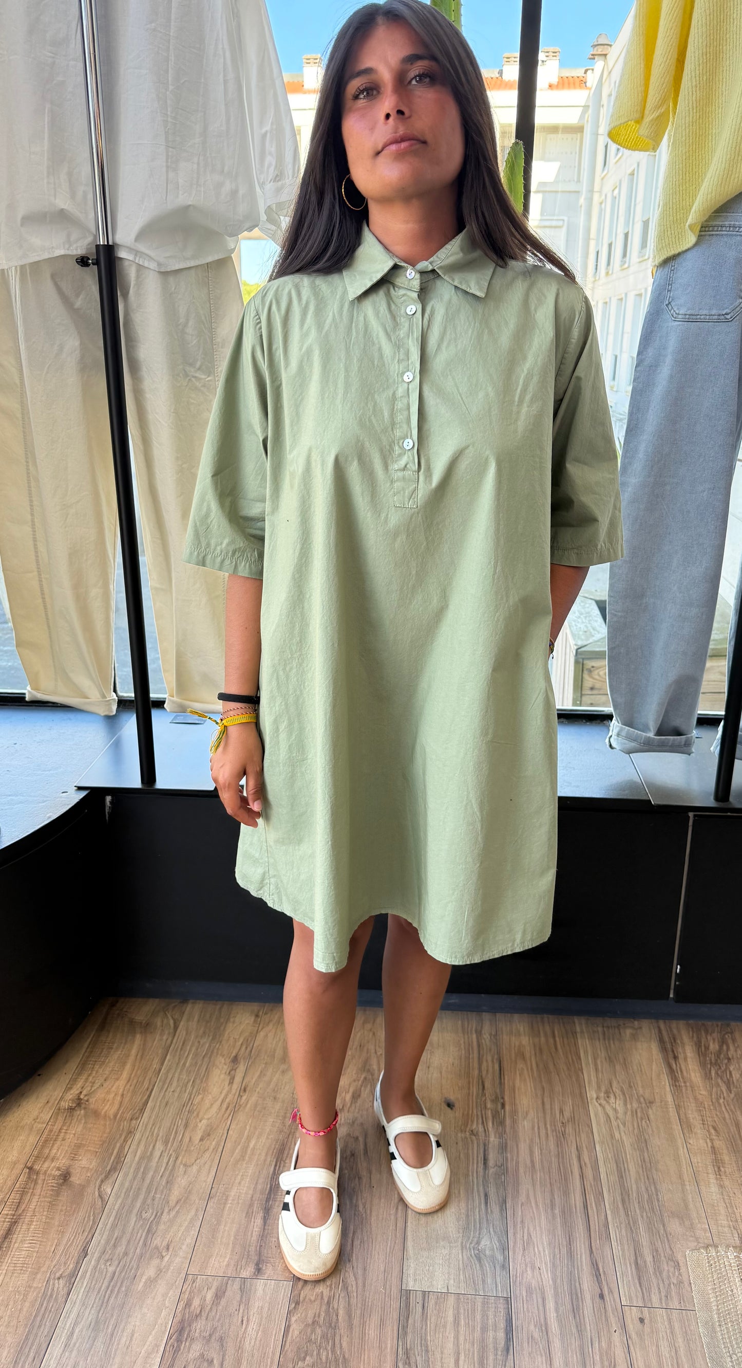Robe . Celeste