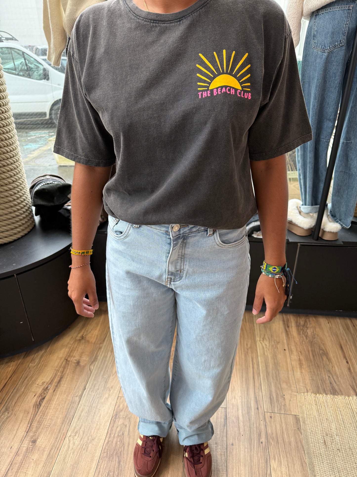 T-shirt. BEACH