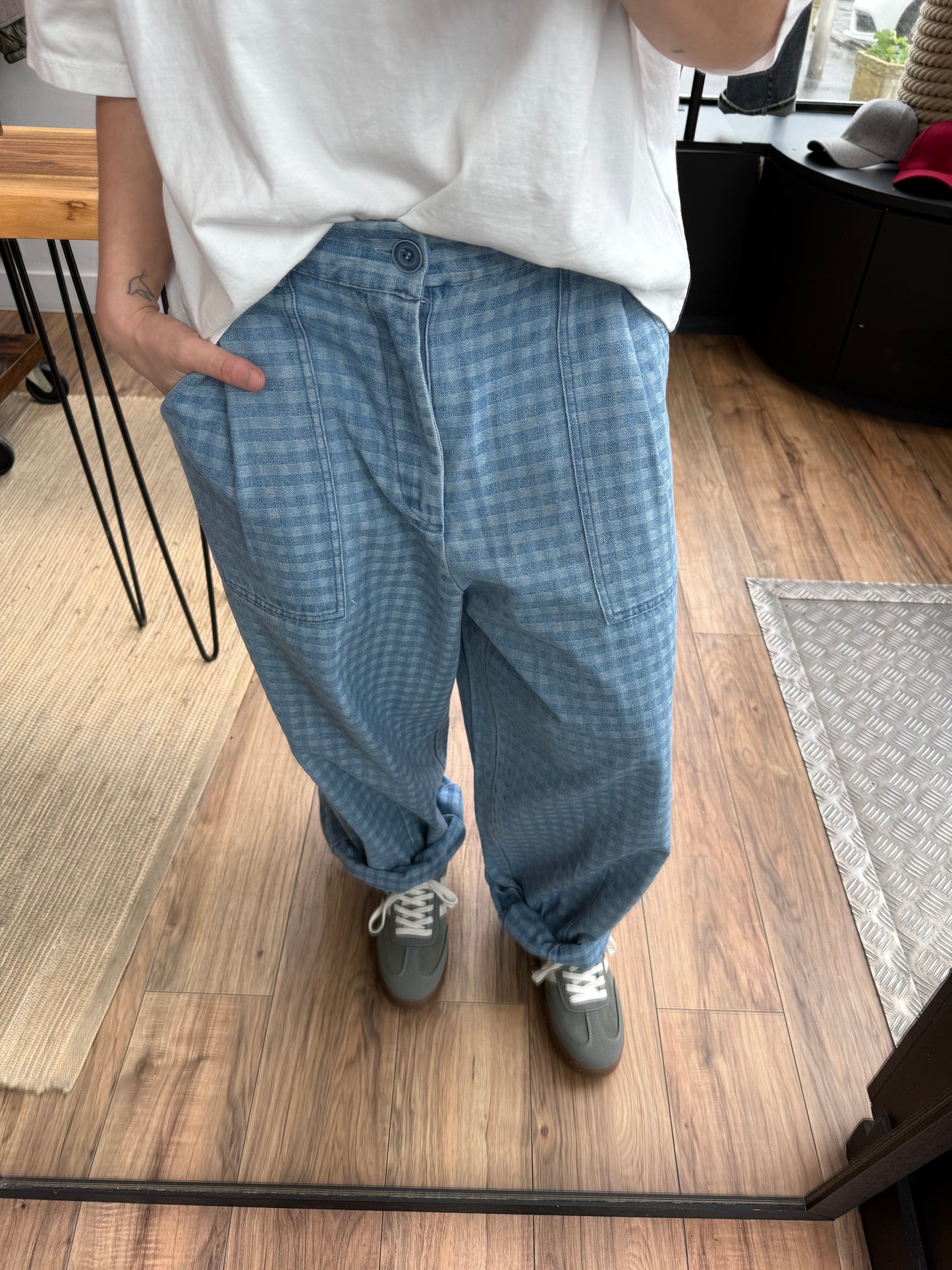 Pant. LILA