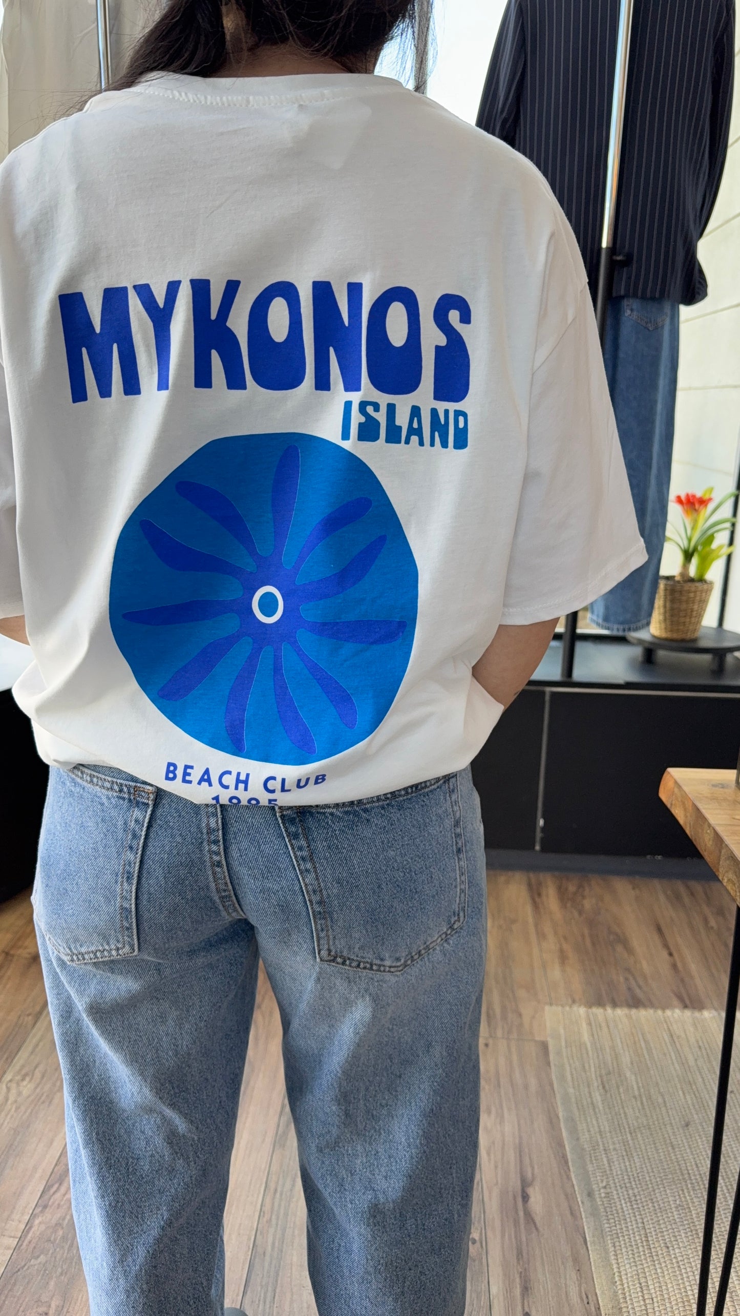 Tshirt . MIKONOS