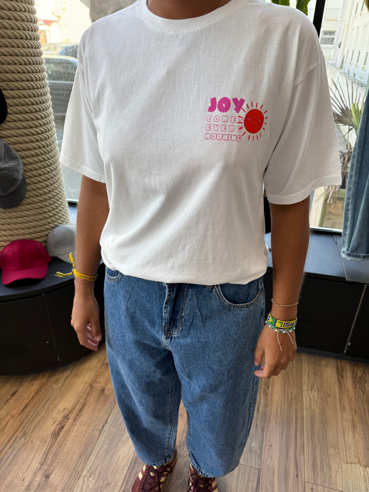 Tshirt. JOY
