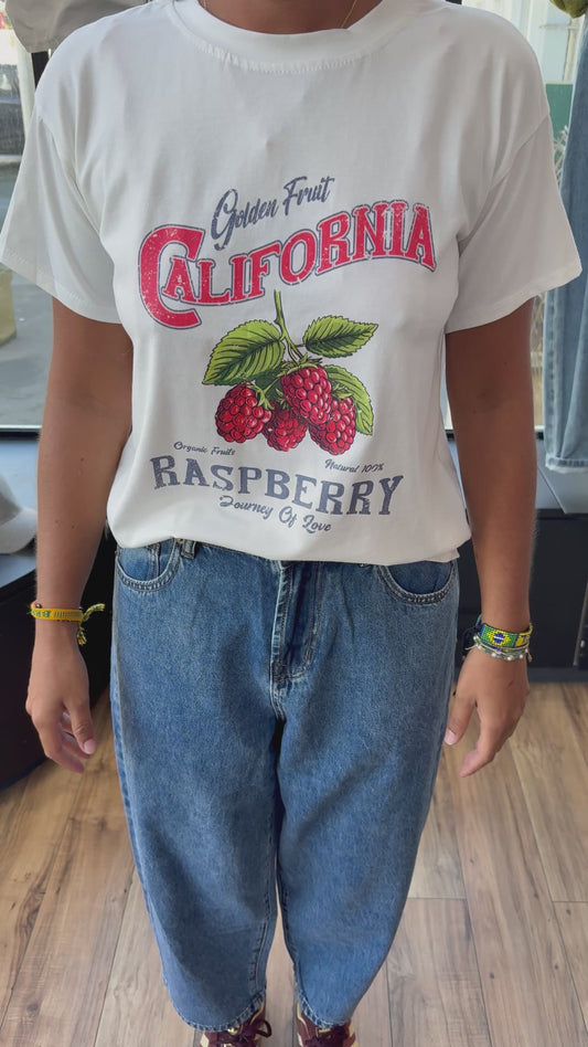 T-shirt. CALI